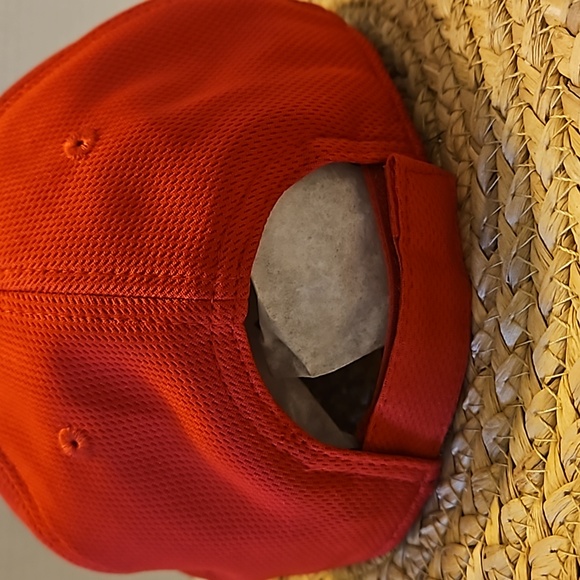 MLB OC Sports | Men's Mesh Red Black Baseball Cap Cincinnati Red - Picture 4 of 10